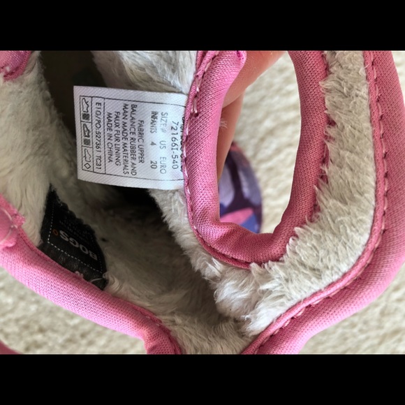 Girls Baby Bogs Boots - Picture 3 of 4